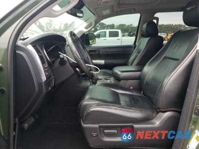 Zdjęcie 7 z 16 samochodu: 2020 TOYOTA SEQUOIA SR5 VIN:5TDBY5G14LS176855 - miniatura