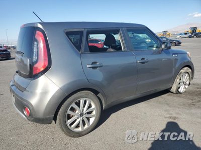 Trzecie zdjęcie samochodu z tyłu: 2018 KIA SOUL + VIN:KNDJP3A53J7511769 - miniatura