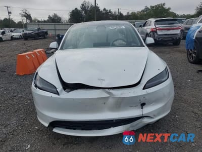 Piąte zdjęcie samochodu w środku: 2025 TESLA MODEL 3 VIN:5YJ3E1EA4SF027678 - miniatura