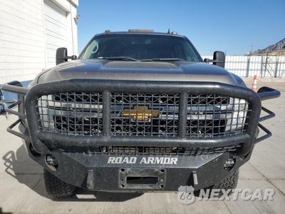 Piąte zdjęcie samochodu w środku: 2012 CHEVROLET SILVERADO K3500 LTZ VIN:1GC4K1E87CF233617 - miniatura
