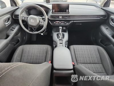 Zdjęcie 8 z 15 samochodu: 2025 HONDA HR-V LX VIN:3CZRZ2H32SM794291 - miniatura