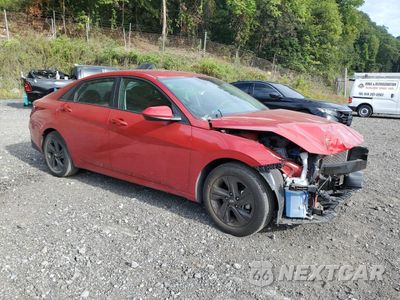 Czwarte zdjęcie samochodu z boku: 2021 HYUNDAI ELANTRA SEL VIN:5NPLS4AG4MH004703 - miniatura
