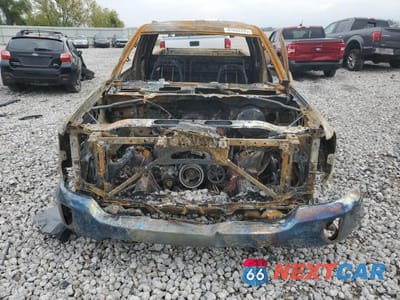 Piąte zdjęcie samochodu w środku: 2019 CHEVROLET SILVERADO LD K1500 LT VIN:2GCVKPEC5K1127524 - miniatura