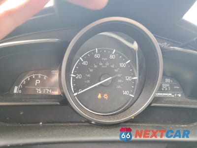 Zdjęcie 9 z 15 samochodu: 2019 MAZDA CX-3 TOURING VIN:JM1DKFC71K1446582 - miniatura