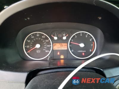 Zdjęcie 9 z 14 samochodu: 2005 HYUNDAI TIBURON VIN:KMHHM65D65U178514 - miniatura