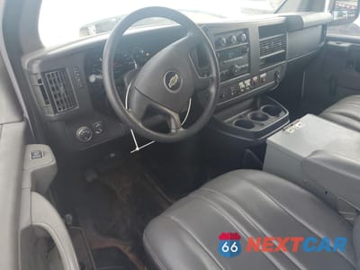 Zdjęcie 8 z 13 samochodu: 2013 CHEVROLET EXPRESS G2500 VIN:1GCWGFCA9D1903356 - miniatura