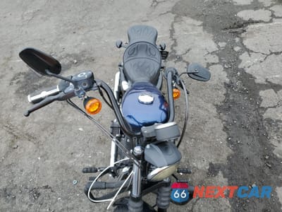 Piąte zdjęcie samochodu w środku: 2012 HARLEY-DAVIDSON XL883 IRON 883 VIN:1HD4LE214CC404707 - miniatura