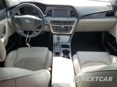 Zdjęcie 8 z 12 samochodu: 2017 HYUNDAI SONATA SPORT VIN:5NPE34AF5HH525304 - miniatura