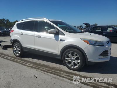 Czwarte zdjęcie samochodu z boku: 2015 FORD ESCAPE TITANIUM VIN:1FMCU0JX1FUC77072 - miniatura
