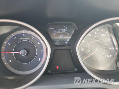 Zdjęcie 9 z 13 samochodu: 2013 HYUNDAI ELANTRA GLS VIN:KMHDH4AE1DU874122 - miniatura
