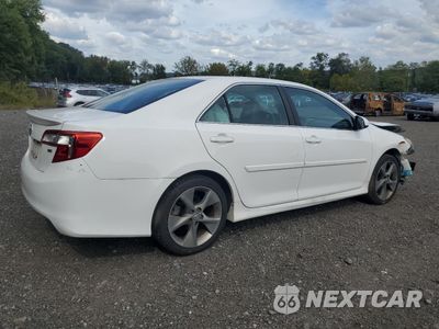 Trzecie zdjęcie samochodu z tyłu: 2014 TOYOTA CAMRY L VIN:4T1BF1FK2EU309826 - miniatura