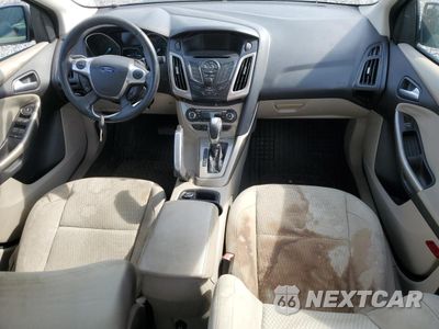 Zdjęcie 8 z 13 samochodu: 2012 FORD FOCUS SEL VIN:1FAHP3H28CL397147 - miniatura