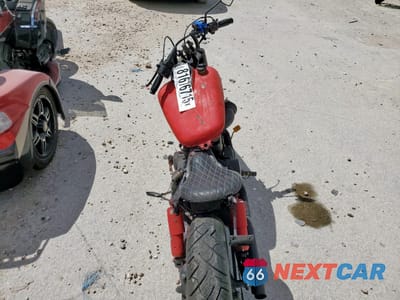 Zdjęcie 6 z 8 samochodu: 2006 HONDA VT750 CA VIN:JH2RC50476M202289 - miniatura
