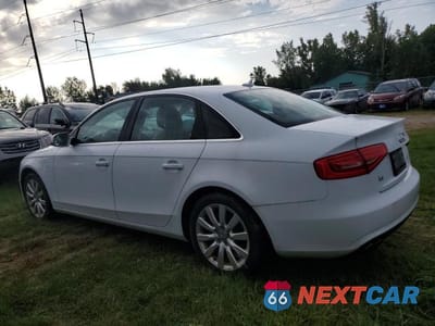 Trzecie zdjęcie samochodu z tyłu: 2013 AUDI A4 PREMIUM VIN:WAUAFAFL2DN011002 - miniatura