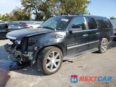 2010 CADILLAC ESCALADE ESV LUXURY 1GYUKHEFXAR227839 - główne zdjęcie licytacji z USA - miniatura