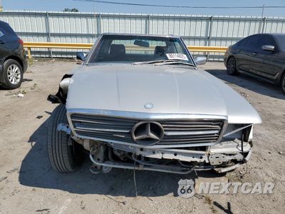 Piąte zdjęcie samochodu w środku: 1988 MERCEDES-BENZ 560 SL VIN:WDBBA48D7JA086230 - miniatura