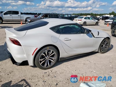 Trzecie zdjęcie samochodu z tyłu: 2021 TOYOTA SUPRA VIN:WZ1DB2C05MW039979 - miniatura
