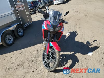 Drugie zdjęcie samochodu z przodu: 2024 HONDA CRF1000 D VIN:JH2SD1558RK000019 - miniatura