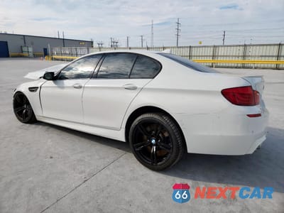 Drugie zdjęcie samochodu z przodu: 2013 BMW M5 VIN:WBSFV9C5XDD095469 - miniatura