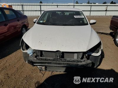 Piąte zdjęcie samochodu w środku: 2013 VOLKSWAGEN PASSAT S VIN:1VWAP7A35DC087591 - miniatura