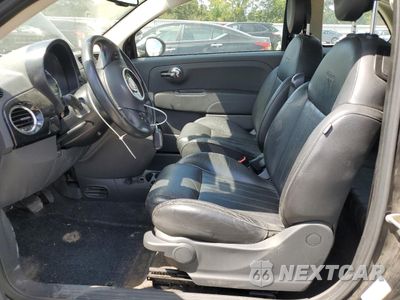 Zdjęcie 7 z 15 samochodu: 2013 FIAT 500 LOUNGE VIN:3C3CFFER7DT552419 - miniatura