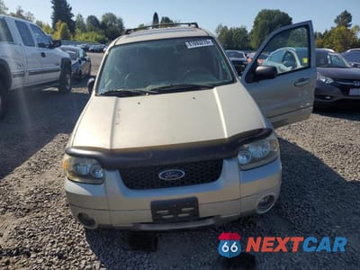 Piąte zdjęcie samochodu w środku: 2005 FORD ESCAPE LIMITED VIN:1FMYU94125KA63591 - miniatura