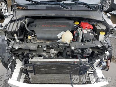 Zdjęcie 12 z 15 samochodu: 2019 JEEP COMPASS LATITUDE VIN:3C4NJDBB6KT760870 - miniatura