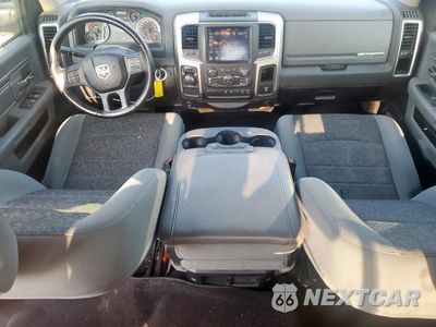 Zdjęcie 8 z 13 samochodu: 2019 RAM 1500 CLASSIC SLT VIN:1C6RR6TT6KS528095 - miniatura