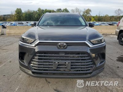 Piąte zdjęcie samochodu w środku: 2024 TOYOTA GRAND HIGHLANDER XLE VIN:5TDAAAB59RS025053 - miniatura