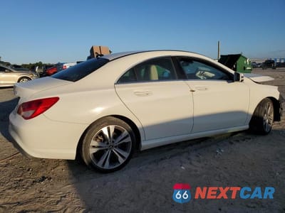 Trzecie zdjęcie samochodu z tyłu: 2018 MERCEDES-BENZ CLA 250 VIN:WDDSJ4EB3JN534532 - miniatura