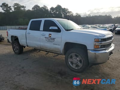 Czwarte zdjęcie samochodu z boku: 2019 CHEVROLET SILVERADO K2500 HEAVY DUTY VIN:1GC1KREG1KF179755 - miniatura