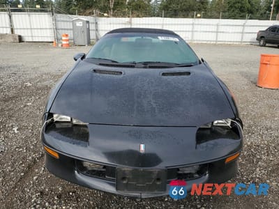 Piąte zdjęcie samochodu w środku: 1995 CHEVROLET CAMARO Z28 VIN:2G1FP32P2S2187351 - miniatura