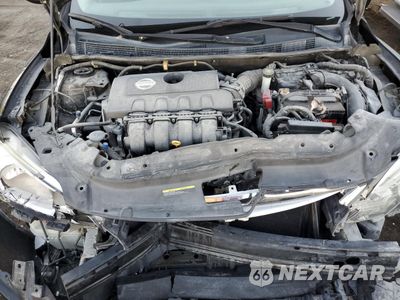 Zdjęcie 11 z 12 samochodu: 2014 NISSAN SENTRA S VIN:3N1AB7AP8EY252792 - miniatura