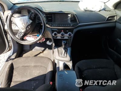 Zdjęcie 8 z 15 samochodu: 2019 HYUNDAI ELANTRA SEL VIN:5NPD84LF5KH490118 - miniatura