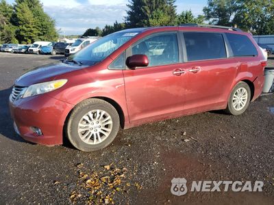 2015 TOYOTA SIENNA XLE 5TDYK3DC5FS672662 - główne zdjęcie licytacji z USA - miniatura
