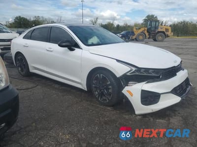 Czwarte zdjęcie samochodu z boku: 2022 KIA K5 GT LINE VIN:5XXG64J21NG103888 - miniatura