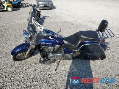 Trzecie zdjęcie samochodu z tyłu: 2011 KAWASAKI VN900 D VIN:JKAVN2D12BA042294 - miniatura