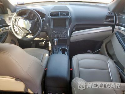Zdjęcie 8 z 16 samochodu: 2019 FORD EXPLORER XLT VIN:1FM5K7D88KGA51342 - miniatura