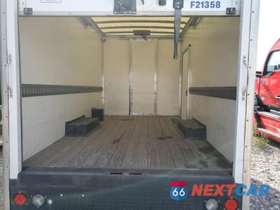 Zdjęcie 10 z 13 samochodu: 2021 CHEVROLET EXPRESS G3500 VIN:1GB0GRF7XM1183819 - miniatura