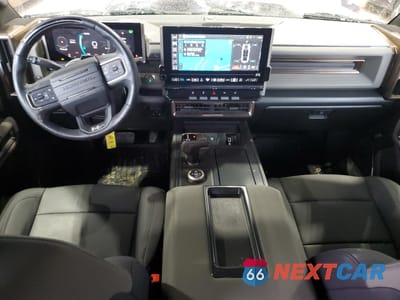 Zdjęcie 8 z 15 samochodu: 2025 GMC HUMMER SUV 2X VIN:1GKT0NDE5SU111689 - miniatura