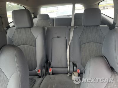 Zdjęcie 10 z 13 samochodu: 2017 CHEVROLET TRAVERSE LT VIN:1GNKRGKD5HJ334738 - miniatura