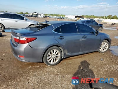 Trzecie zdjęcie samochodu z tyłu: 2013 LEXUS ES 300H VIN:JTHBW1GG4D2010152 - miniatura