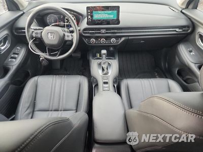 Zdjęcie 8 z 14 samochodu: 2025 HONDA HR-V EXL VIN:3CZRZ2H71SM774858 - miniatura