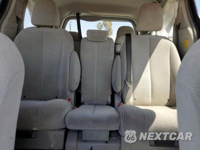 Zdjęcie 10 z 14 samochodu: 2014 TOYOTA SIENNA LE VIN:5TDKK3DC6ES504629 - miniatura