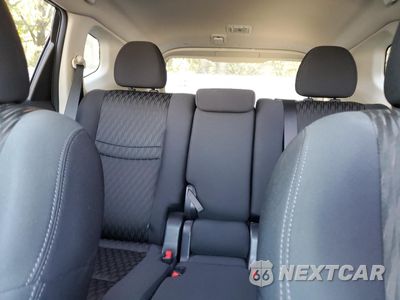 Zdjęcie 10 z 16 samochodu: 2017 NISSAN ROGUE SV VIN:5N1AT2MV6HC736038 - miniatura