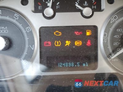 Zdjęcie 9 z 15 samochodu: 2008 MERCURY MARINER PREMIER VIN:4M2CU97128KJ45782 - miniatura