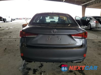 Zdjęcie 6 z 14 samochodu: 2017 LEXUS IS 200T VIN:JTHBA1D20H5056427 - miniatura