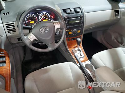 Zdjęcie 8 z 14 samochodu: 2010 TOYOTA COROLLA BASE VIN:2T1BU4EE7AC225158 - miniatura