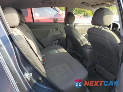 Zdjęcie 6 z 10 samochodu: 2012 KIA SPORTAGE BASE VIN:KNDPB3A26C7309462 - miniatura