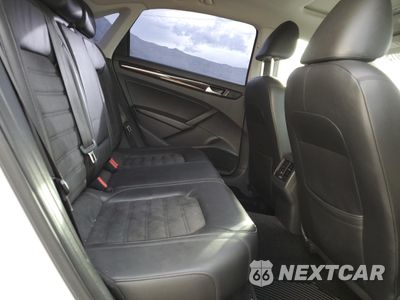 Zdjęcie 10 z 12 samochodu: 2015 VOLKSWAGEN PASSAT SEL VIN:1VWCV7A3XFC075812 - miniatura